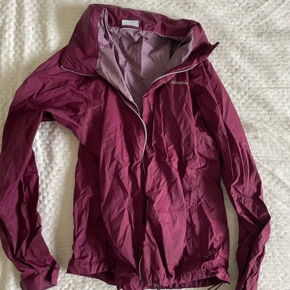 Columbia Women's Deep Purple Wind Breaker - Picture 1 of 3